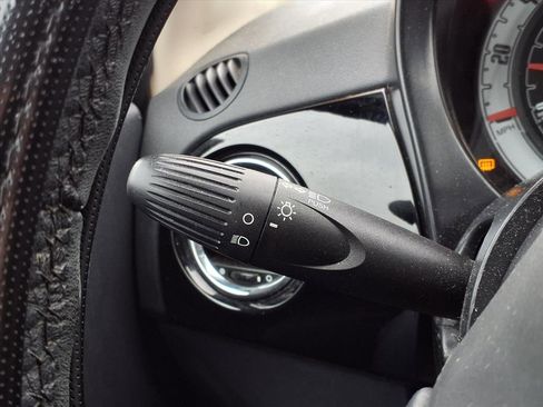 Used 2015 FIAT 500 Pop image 21