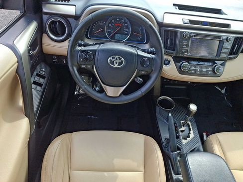 Used 2013 Toyota RAV4 Limited AWD/4WD image 11