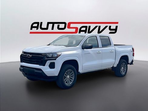 Used 2026 Chevrolet Colorado LT w/ Advanced Trailering Package AWD/4WD image 3