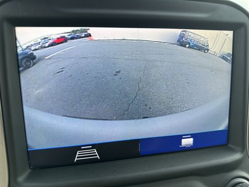 Used 2022 Chevrolet Silverado 1500 LT image 35