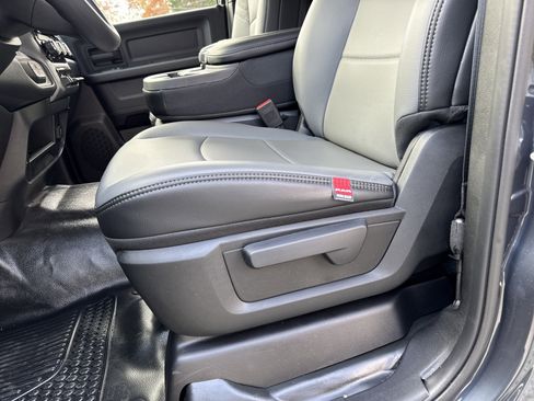 New 2026 RAM 2500 Tradesman w/ Chrome Appearance Group image 9