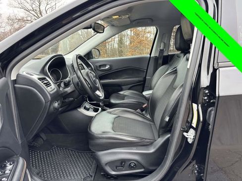 Used 2018 Jeep Compass Latitude w/ Cold Weather Group image 3