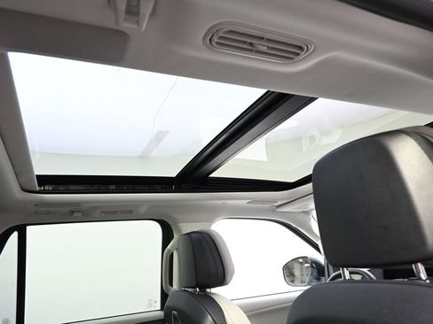 New 2026 Lincoln Navigator Reserve AWD/4WD image 17