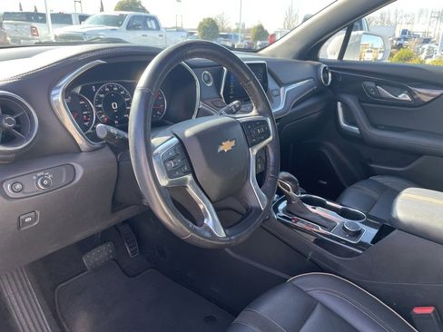 Used 2019 Chevrolet Blazer Premier w/ Sun and Wheels Package image 10