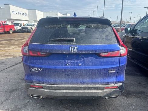 Used 2023 Honda CR-V Sport Touring image 5