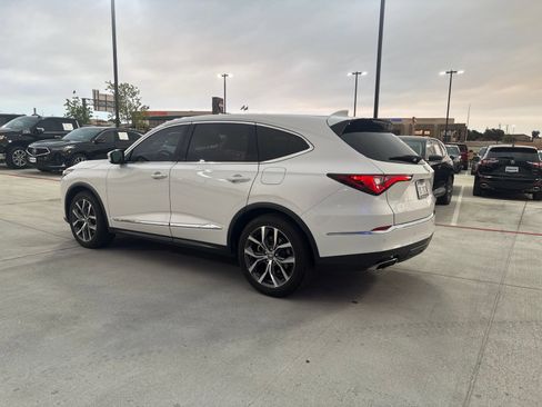 Used 2023 Acura MDX FWD w/ Technology Package image 2