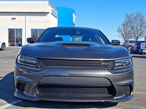 Used 2016 Dodge Charger SRT Hellcat image 2