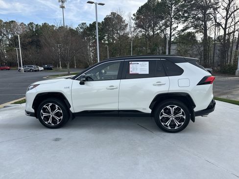 Used 2022 Toyota RAV4 XSE w/ Premium Package image 7