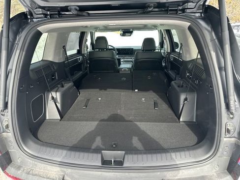 Certified 2025 Hyundai Santa Fe Limited image 23