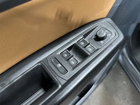 Used 2019 Volkswagen Atlas SEL Premium image 19