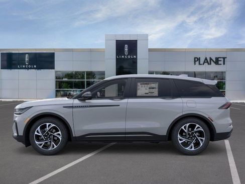 New 2026 Lincoln Nautilus Premier w/ Jet Appearance Package image 3