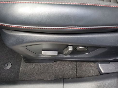 Used 2025 Ford Explorer ST-Line w/ ST-Line Street Pack image 24