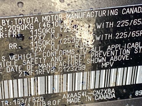 Used 2020 Toyota RAV4 LE image 36