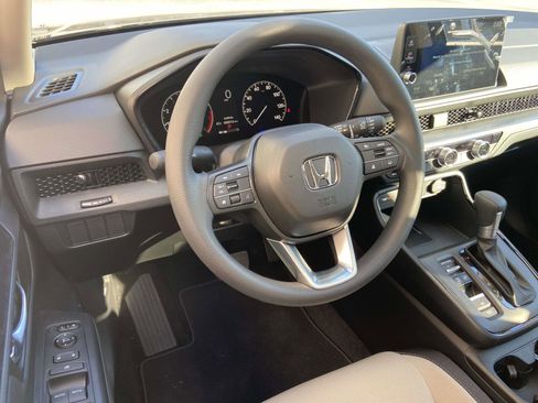 New 2026 Honda CR-V EX image 4