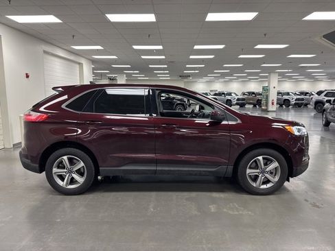 Used 2022 Ford Edge SEL w/ Convenience Package image 8