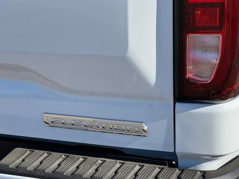 New 2026 GMC Sierra 1500 Elevation w/ Elevation Premium Package AWD/4WD image 21