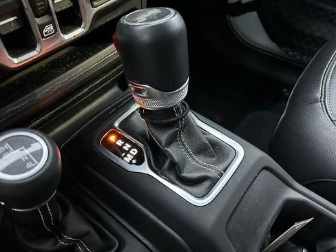 Certified 2023 Jeep Wrangler Sahara w/ LED Lighting Group image 16