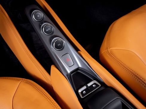 Used 2023 Ferrari F8 Tributo image 44