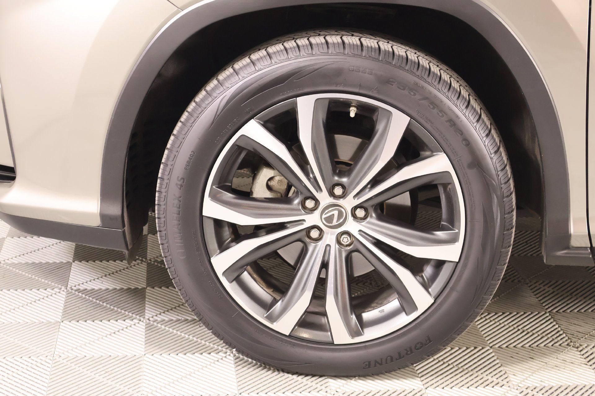 Used 2018 Lexus RX 350 FWD w/ Premium Package image 19