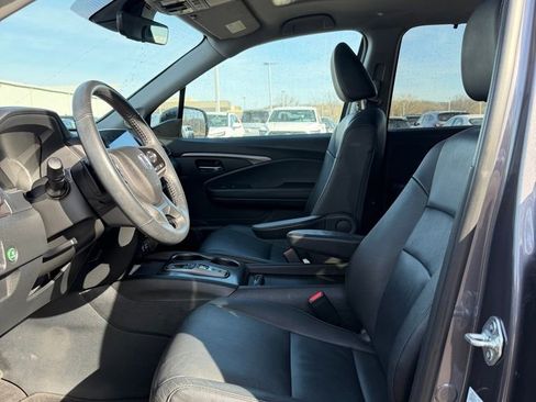 Used 2022 Honda Pilot Special Edition image 11