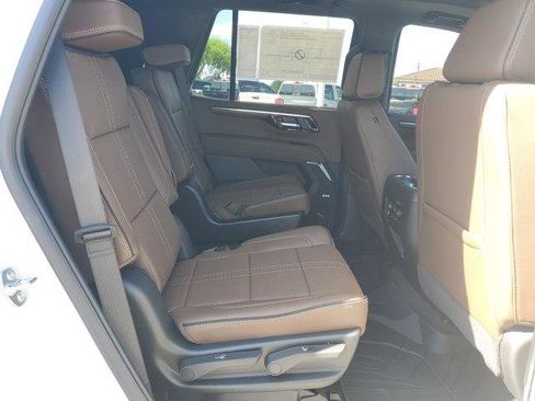 New 2026 Chevrolet Tahoe High Country w/ Sun And Tow Package AWD/4WD image 12
