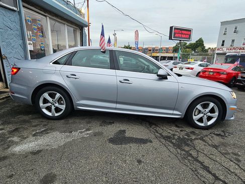 Used 2019 Audi A4 2.0T Premium w/ Convenience Package image 3