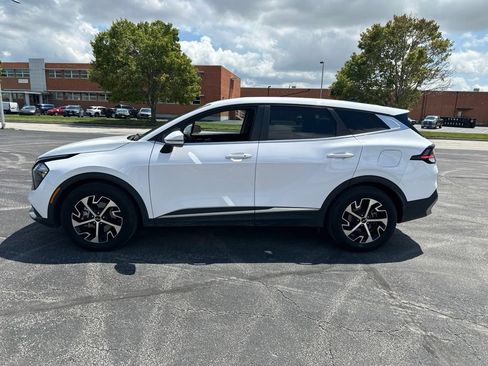 Certified 2023 Kia Sportage EX FWD image 8