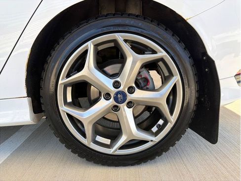 Used 2015 Ford Focus ST FWD image 30