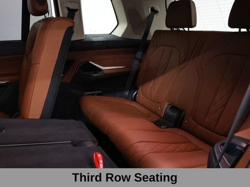 Used 2026 BMW X7 xDrive40i AWD/4WD image 16