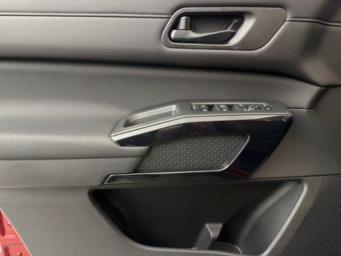 New 2026 Nissan Pathfinder SV image 23