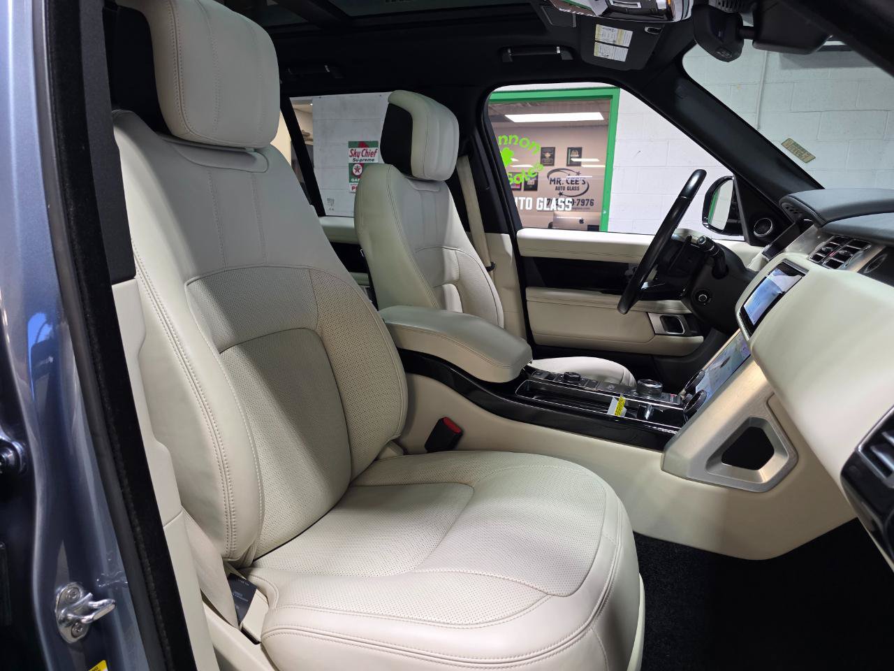 Used 2021 Land Rover Range Rover Westminster Edition AWD/4WD image 31
