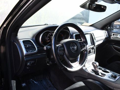 Used 2017 Jeep Grand Cherokee Trailhawk w/ Trailhawk Luxury Group image 14