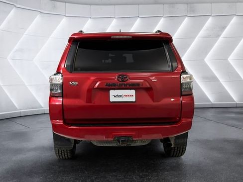 Used 2021 Toyota 4Runner SR5 Premium w/ Moonroof Package AWD/4WD image 5