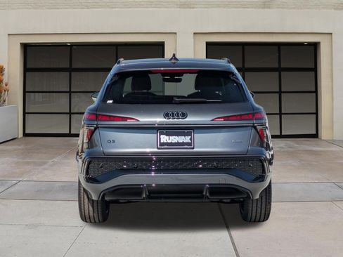 New 2026 Audi Q3 quattro 2.0T image 4
