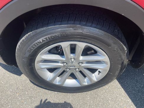Used 2013 Ford Explorer XLT AWD/4WD image 19