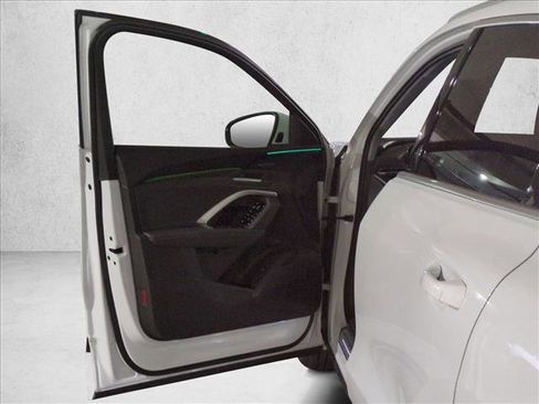 New 2025 Audi Q5 Premium Plus image 10