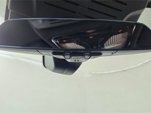 Used 2025 BMW X6 M60i image 53