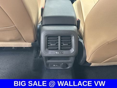 Certified 2023 Volkswagen Tiguan SE FWD image 15