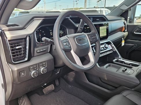 New 2026 GMC Sierra 3500 Denali w/ Denali Reserve Package image 10