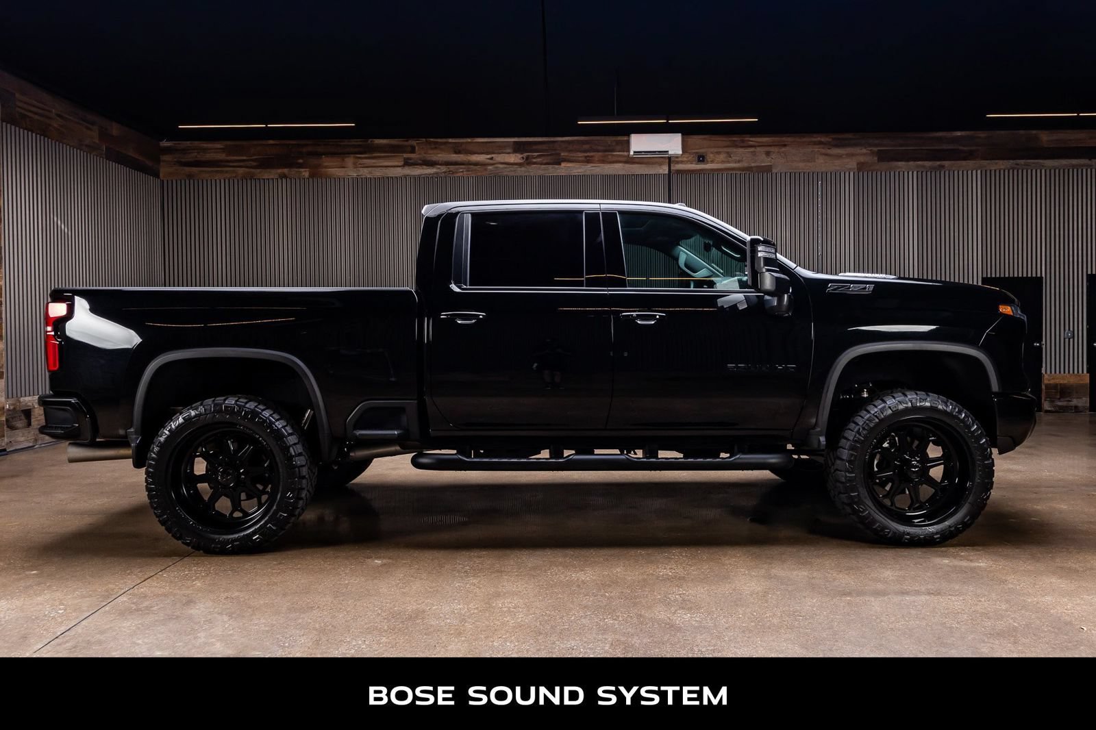 Used 2024 Chevrolet Silverado 2500 LTZ w/ LTZ Plus Package AWD/4WD image 11