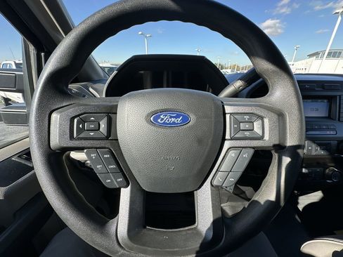 Used 2021 Ford F550 4x4 Regular Cab Super Duty image 14