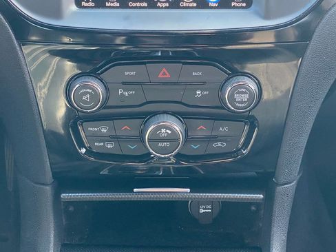 Used 2015 Chrysler 300 S w/ 300S Premium Group image 23