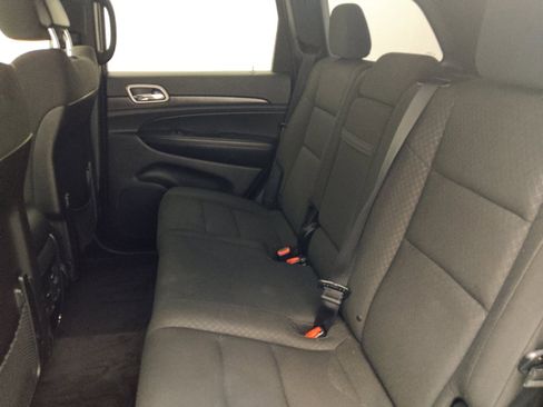 Used 2018 Jeep Grand Cherokee Laredo image 18