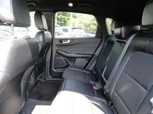 Used 2025 Ford Escape ST-Line Select AWD/4WD image 18