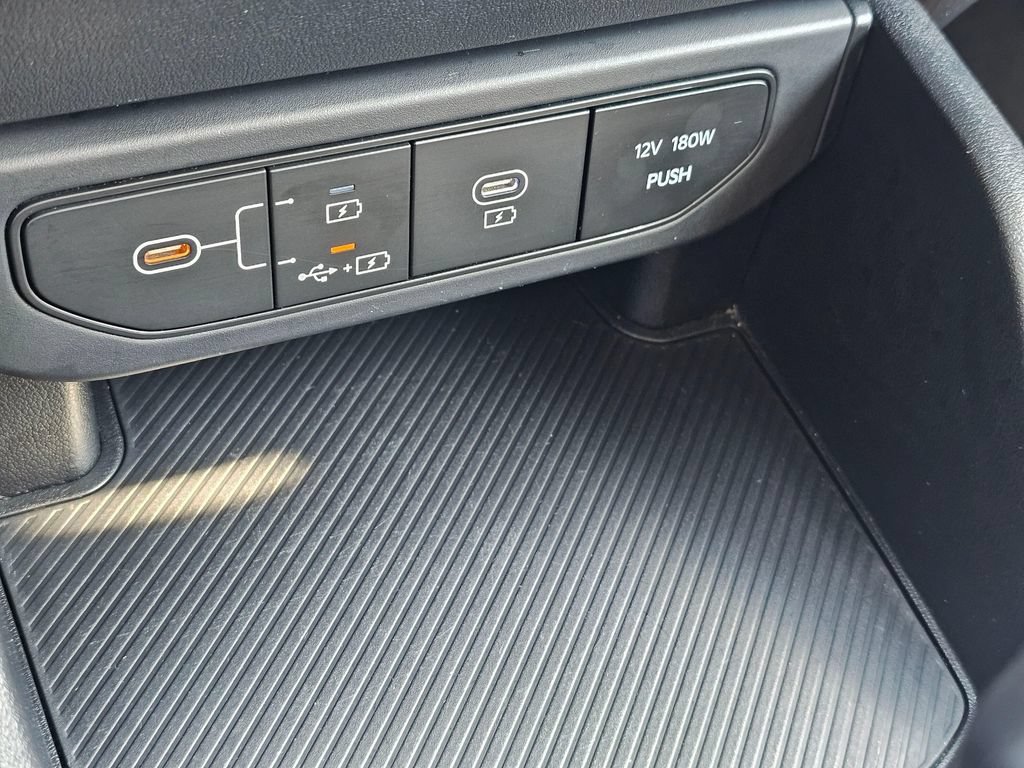 Used 2025 Kia K4 FWD image 30