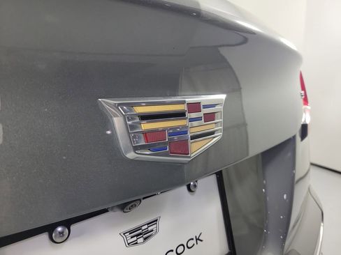 Certified 2023 Cadillac XT4 Luxury image 7