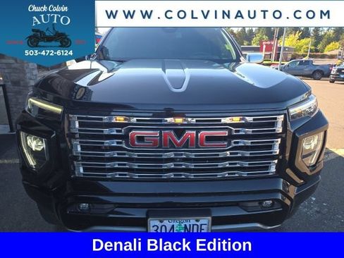 Used 2023 GMC Canyon Denali w/ Denali Black Edition AWD/4WD image 2