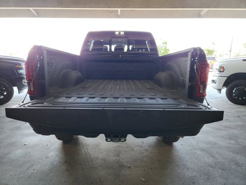 New 2025 RAM 2500 Limited image 34