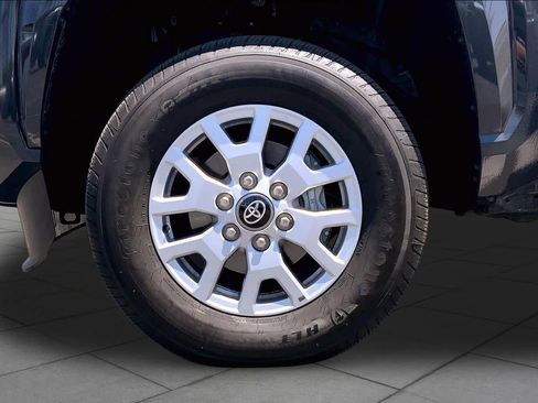 Certified 2025 Toyota Tacoma SR5 RWD image 9