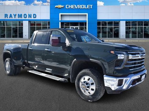 New 2026 Chevrolet Silverado 3500 LTZ w/ LTZ Plus Package image 1